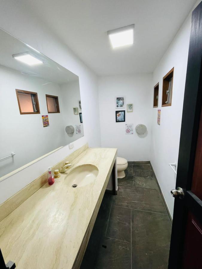 Rainbow Hostel Lima Kültér fotó